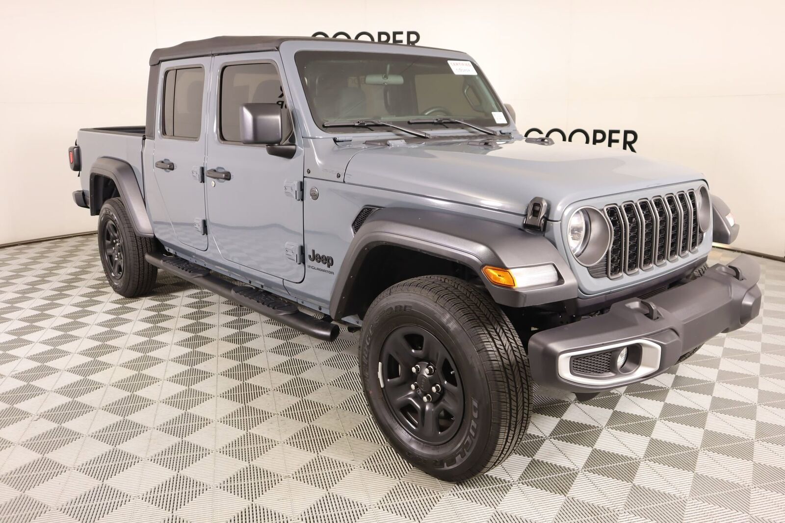 2025 JEEP Gladiator