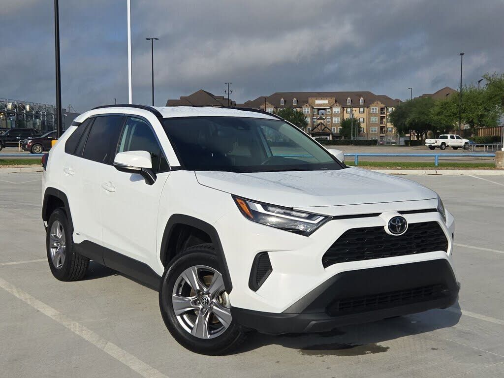 2025 TOYOTA RAV4