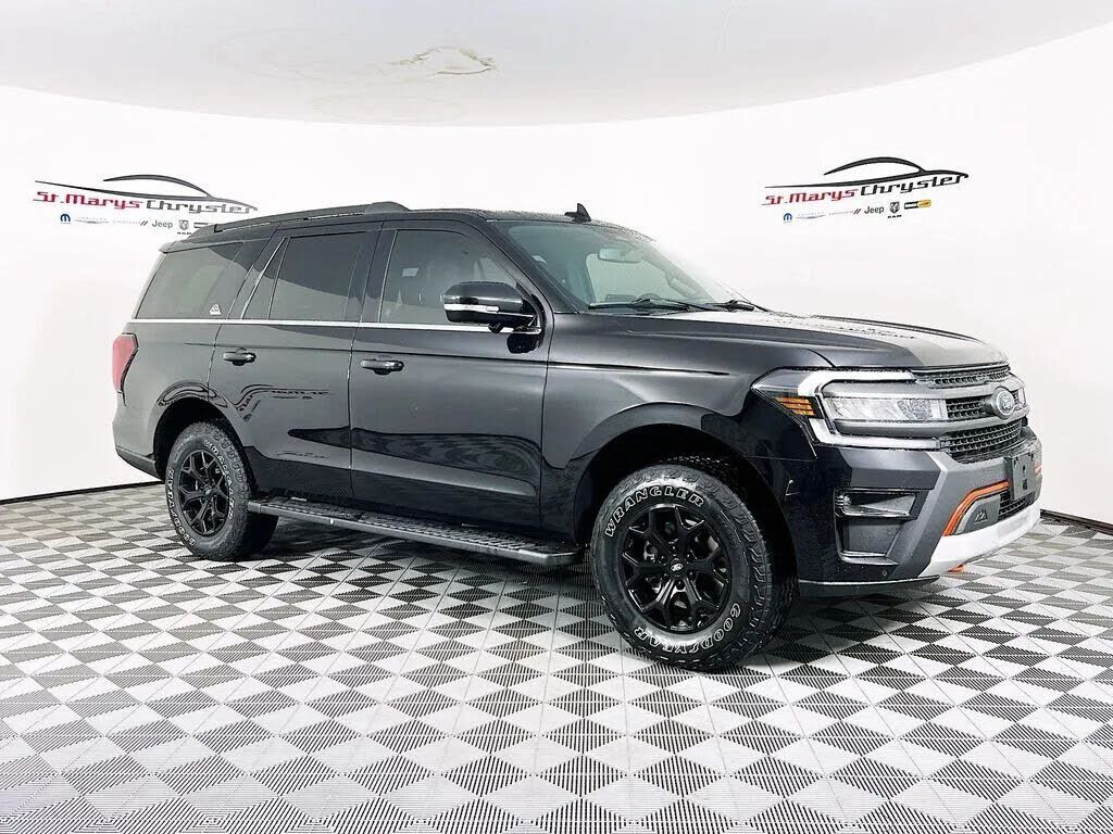 2022 FORD Expedition