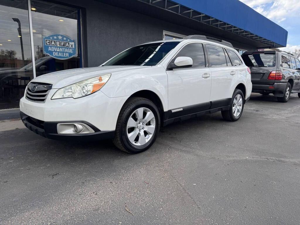 2010 SUBARU Outback