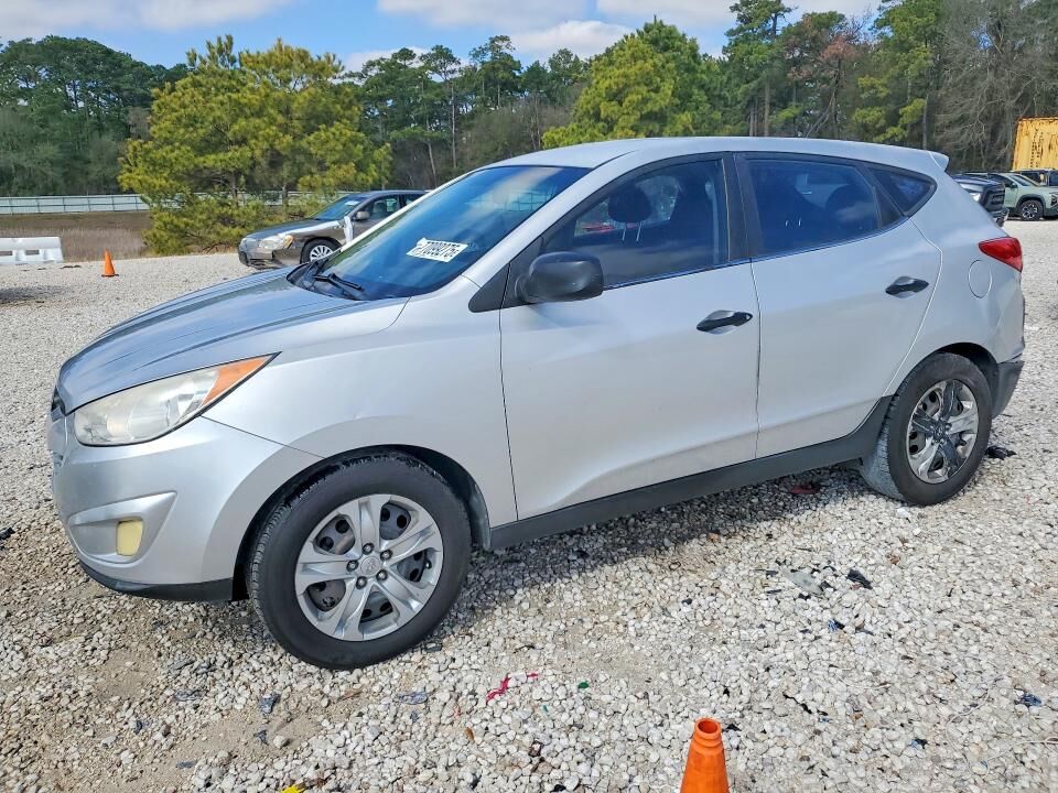2010 HYUNDAI Tucson