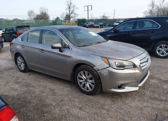 2016 SUBARU Legacy