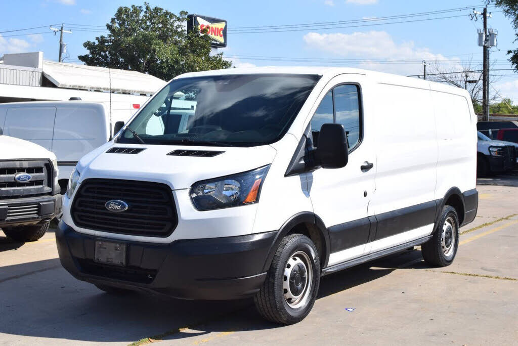 2019 FORD Transit