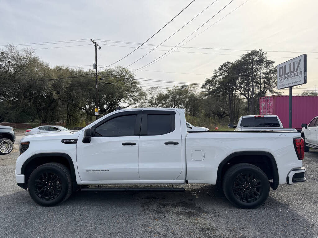 2023 GMC Sierra