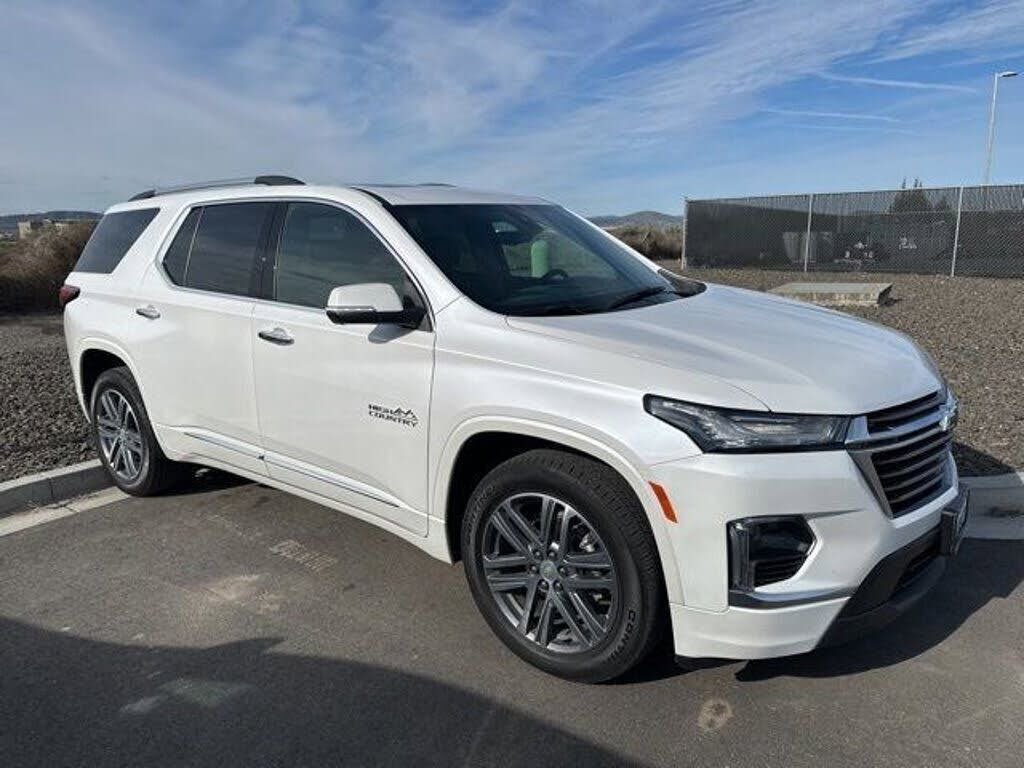 2023 CHEVROLET Traverse