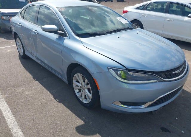 2015 CHRYSLER 200