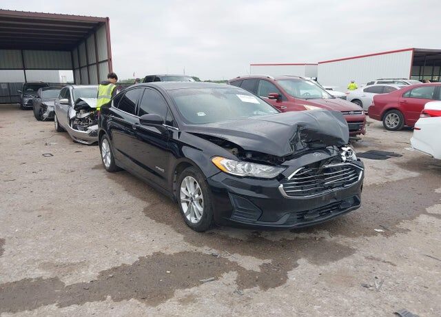 2019 FORD Fusion