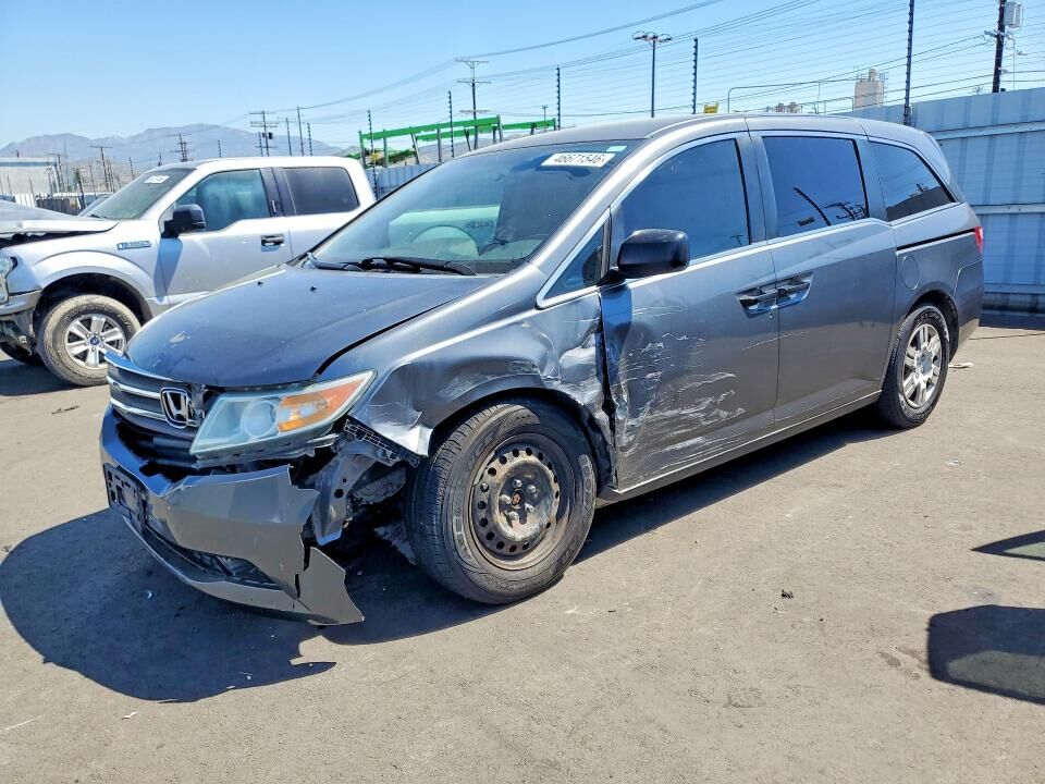 2013 HONDA Odyssey
