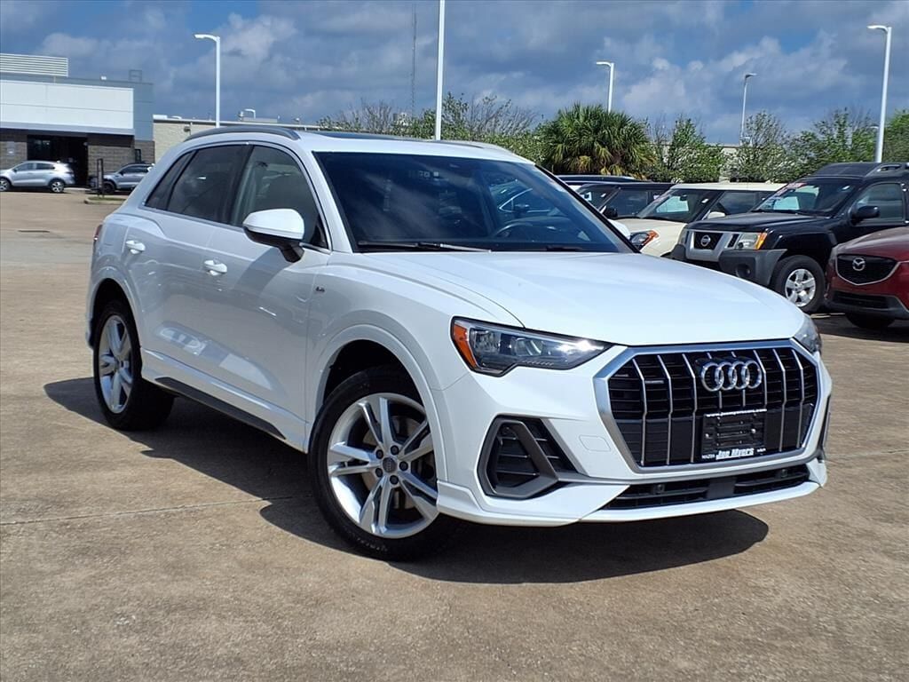 2019 AUDI Q3