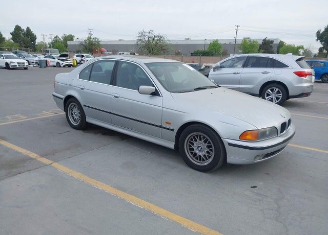 2000 BMW 5 Series