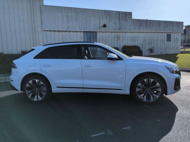 2026 Audi Q8