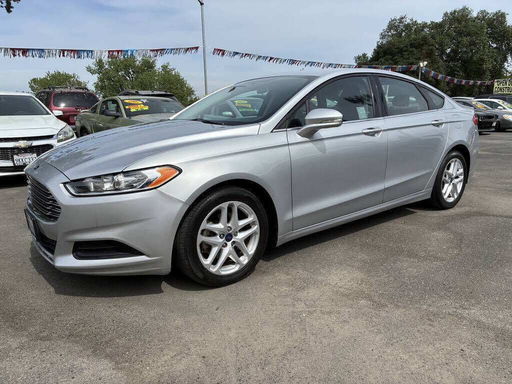 2015 FORD Fusion