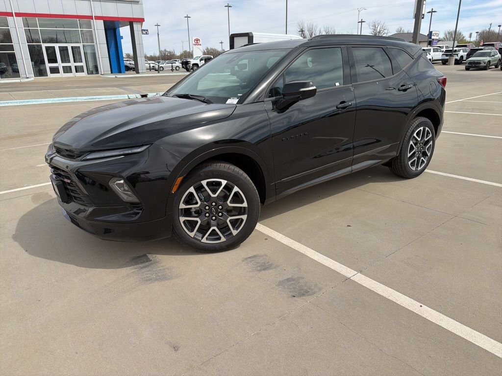 2025 CHEVROLET Blazer