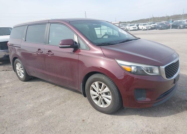2016 KIA Sedona