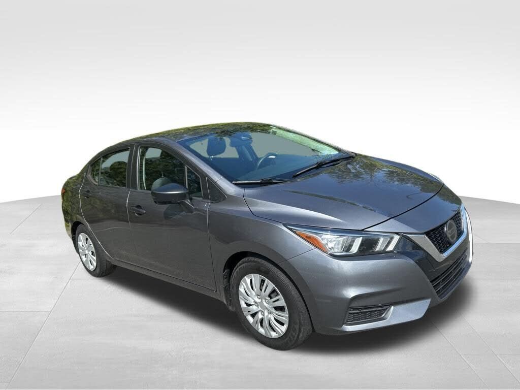 2020 NISSAN Versa