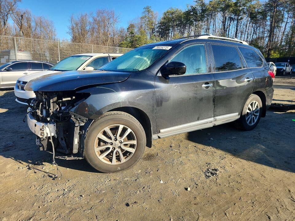 2016 NISSAN Pathfinder