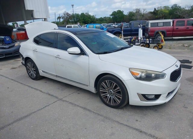 2015 KIA Cadenza