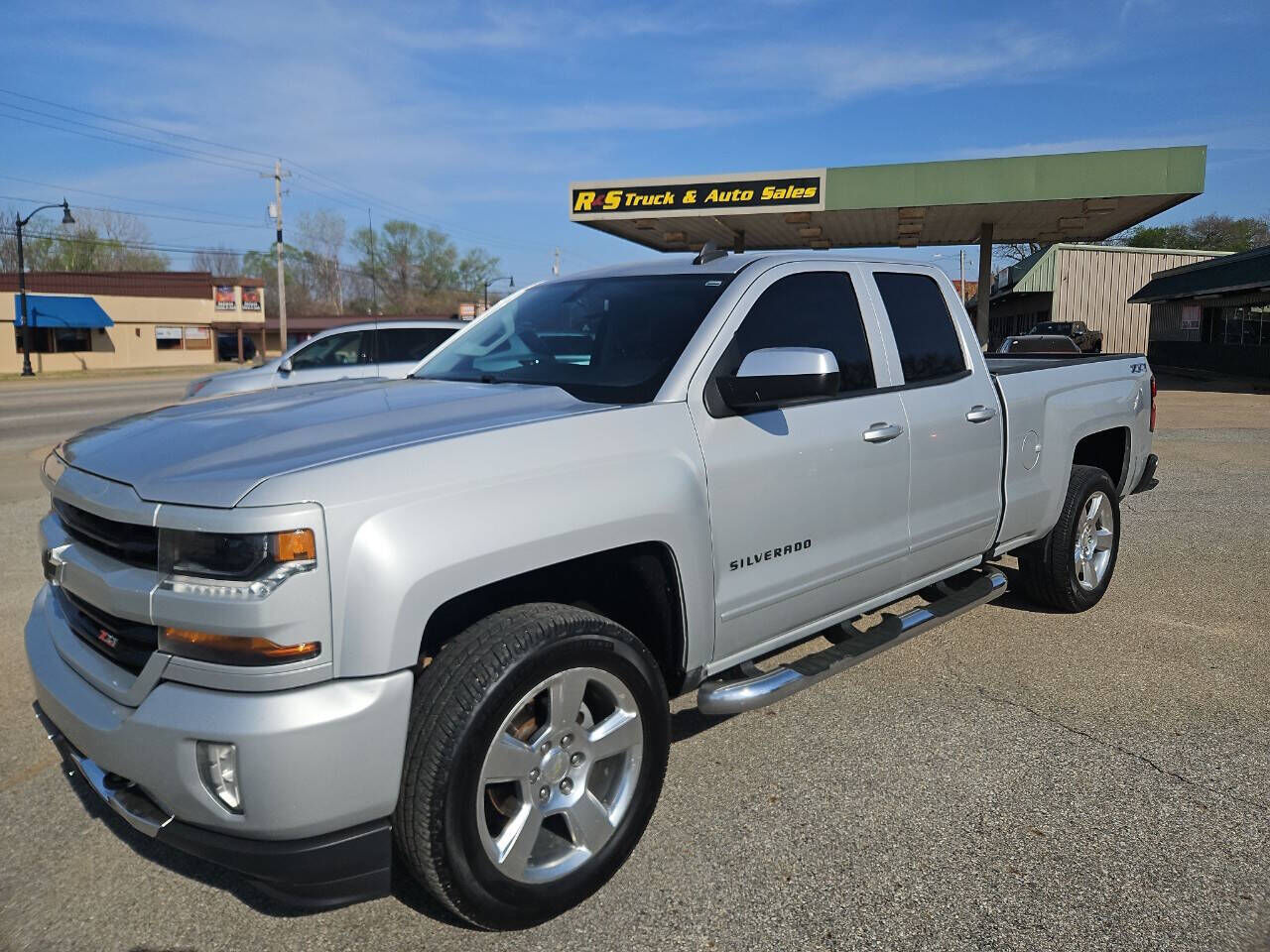 2018 CHEVROLET Silverado