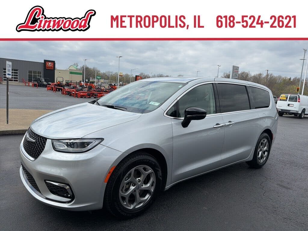 2024 CHRYSLER Pacifica