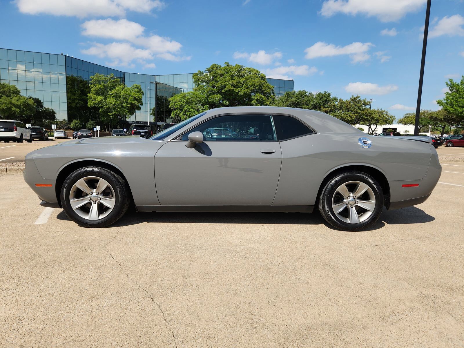 2019 DODGE Challenger