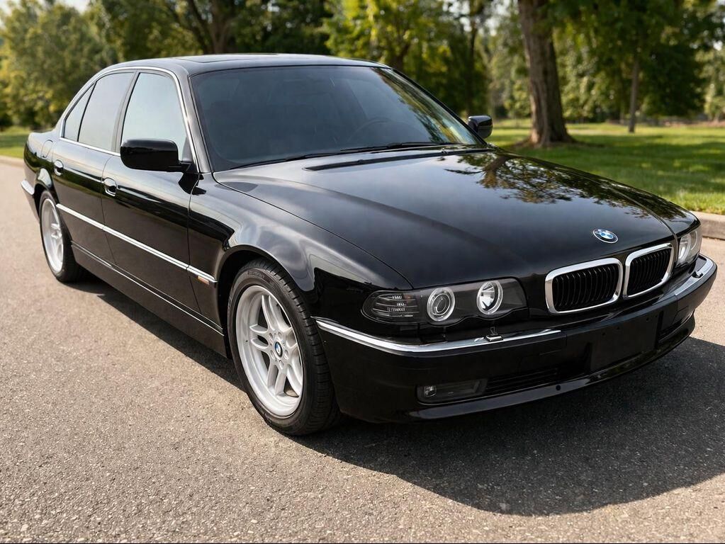 2000 BMW 7 Series