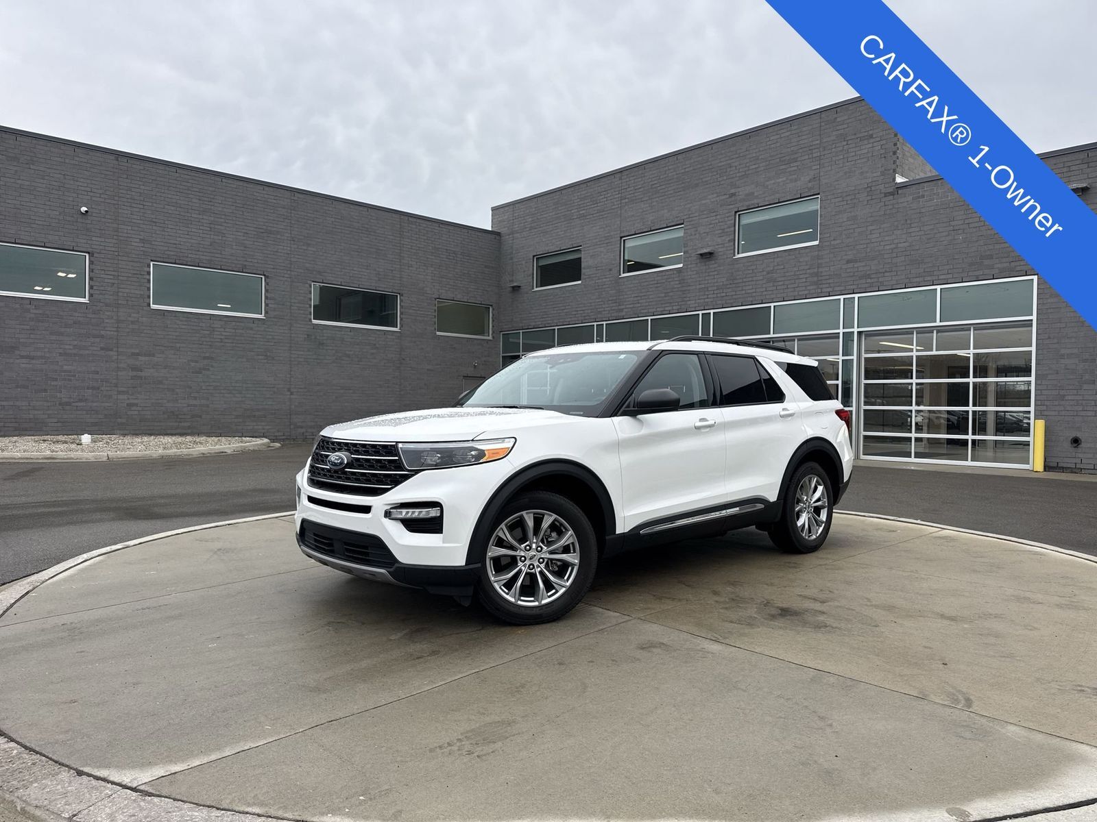 2024 FORD Explorer