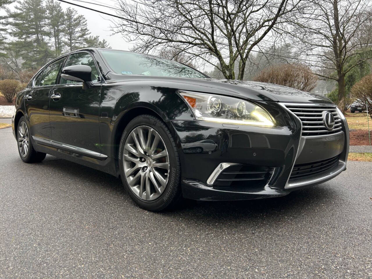 2013 LEXUS LS