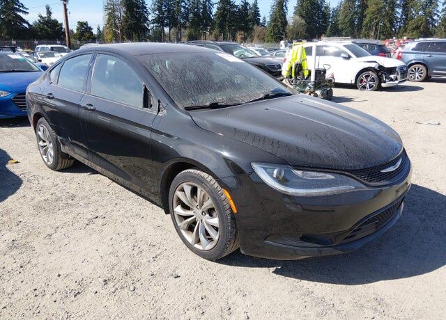 2016 CHRYSLER 200