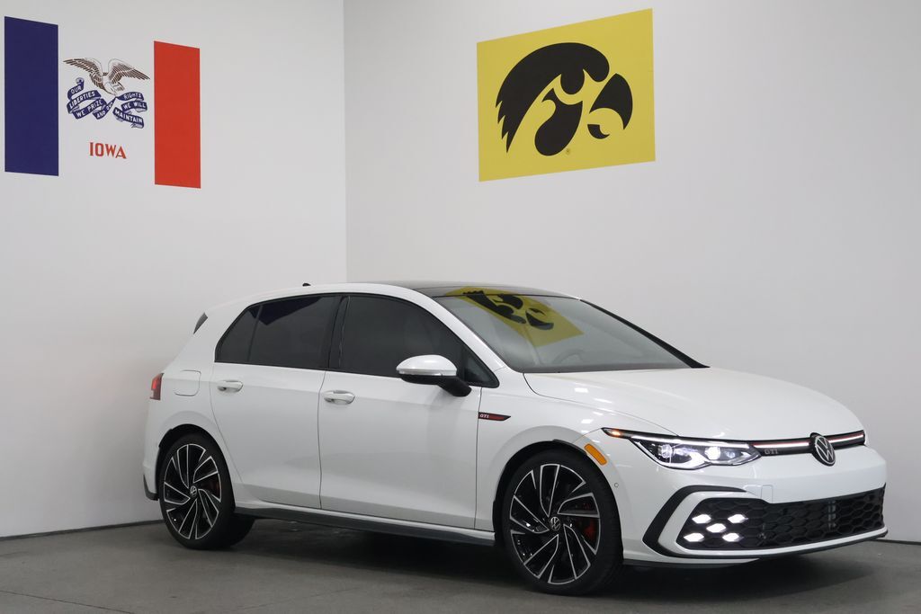 2022 VOLKSWAGEN Golf GTI