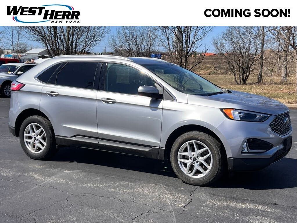 2023 FORD Edge