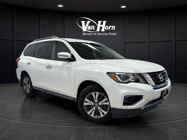 2020 NISSAN Pathfinder
