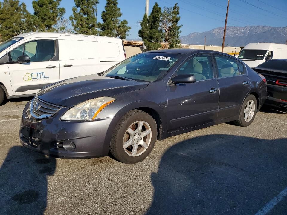 2011 NISSAN Altima