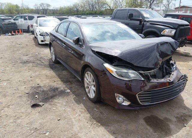 2013 TOYOTA Avalon