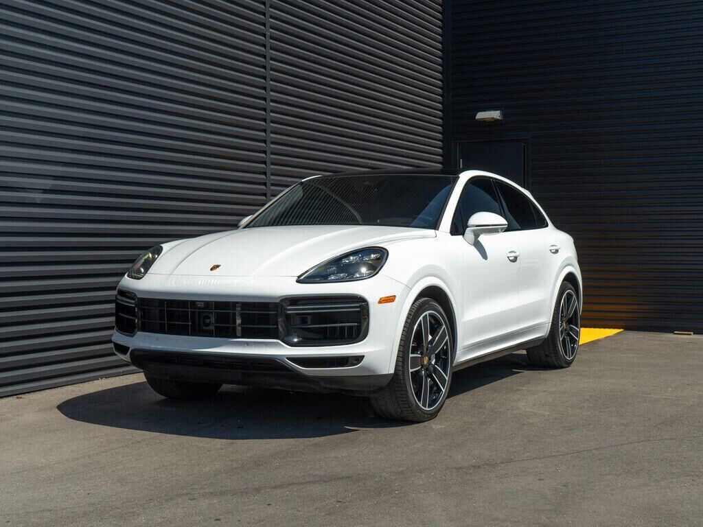 2020 PORSCHE Cayenne