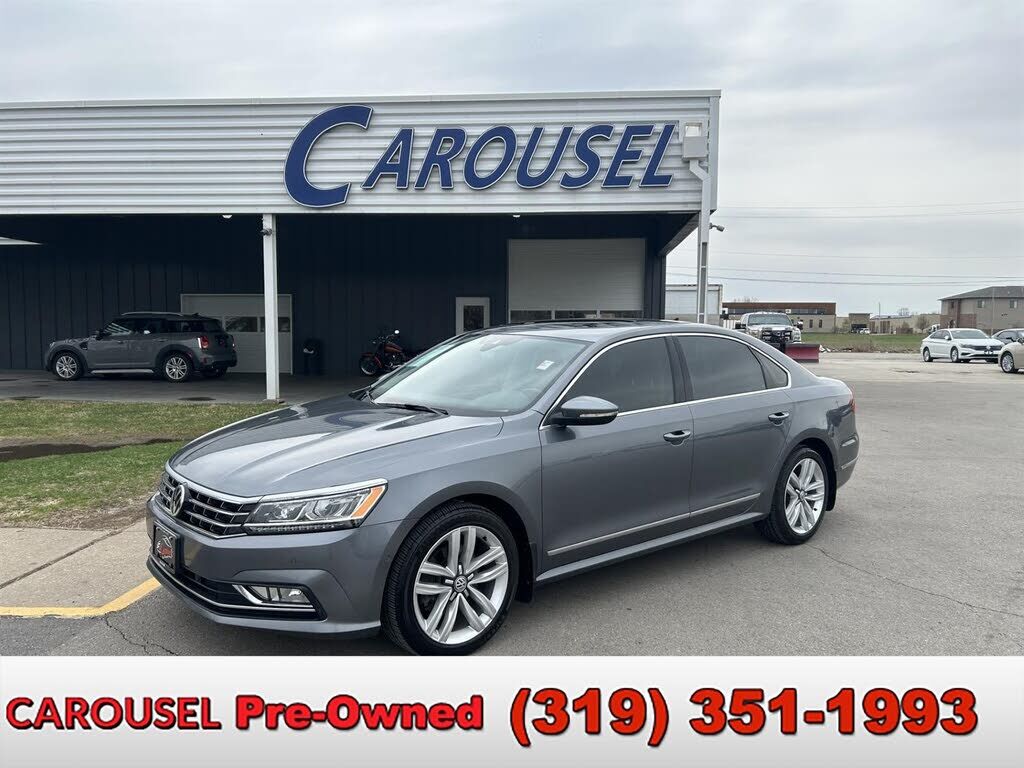 2016 VOLKSWAGEN Passat