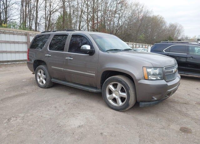 2011 CHEVROLET Tahoe