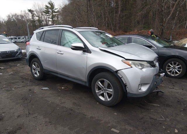 2015 TOYOTA RAV4