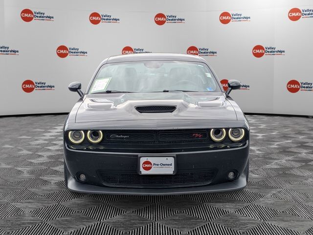 2022 DODGE Challenger
