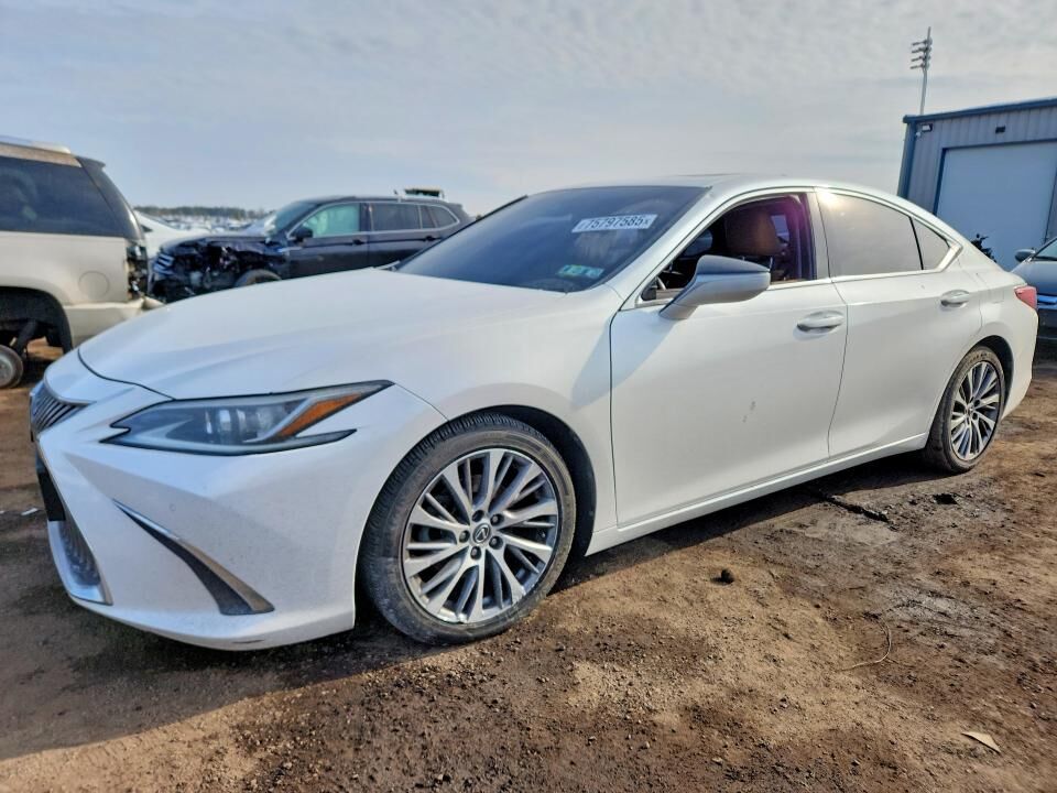 2020 LEXUS ES