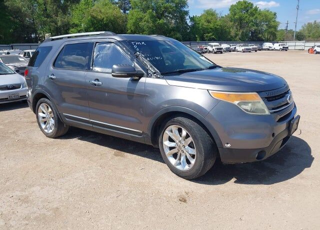 2011 FORD Explorer