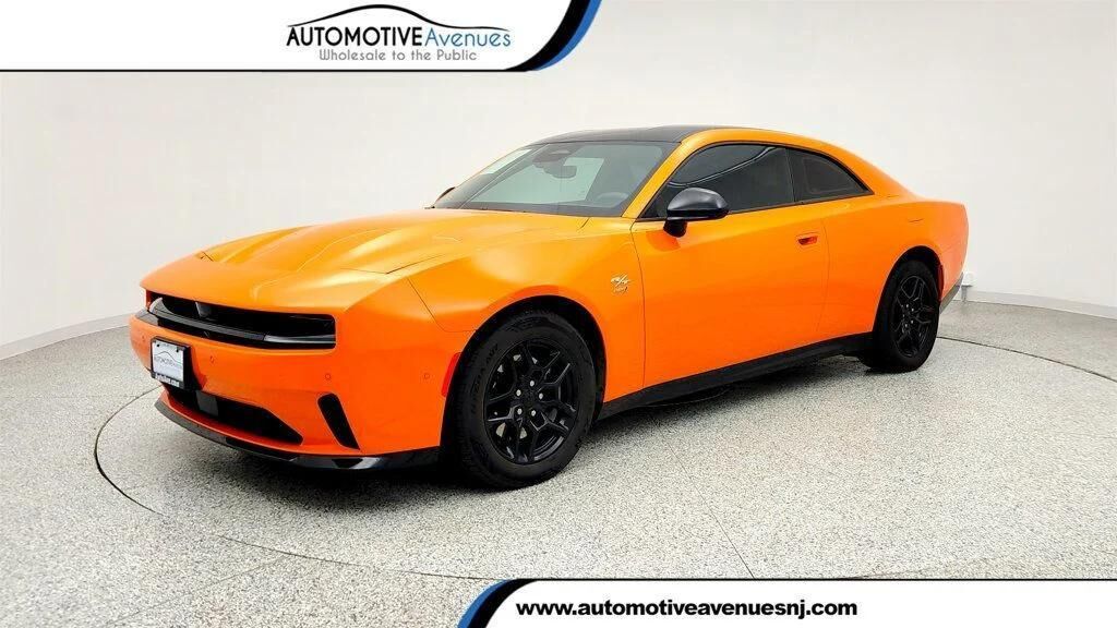 2025 DODGE Charger
