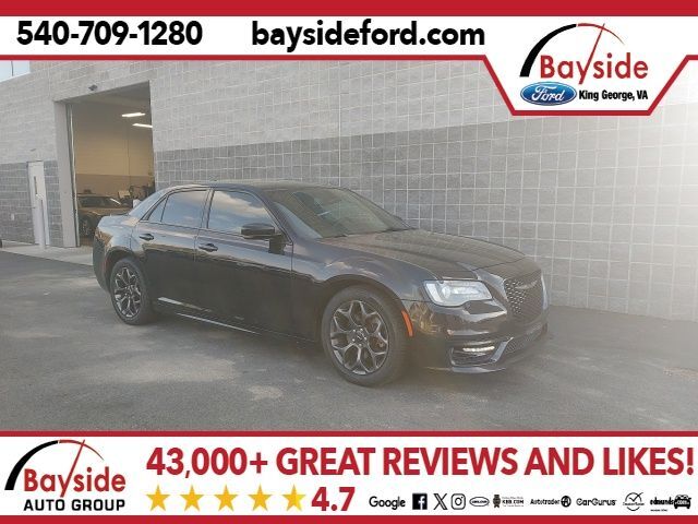 2017 CHRYSLER 300