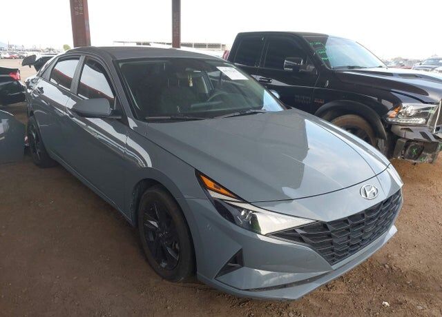 2023 HYUNDAI Elantra