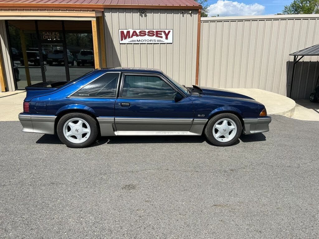 1993 FORD Mustang