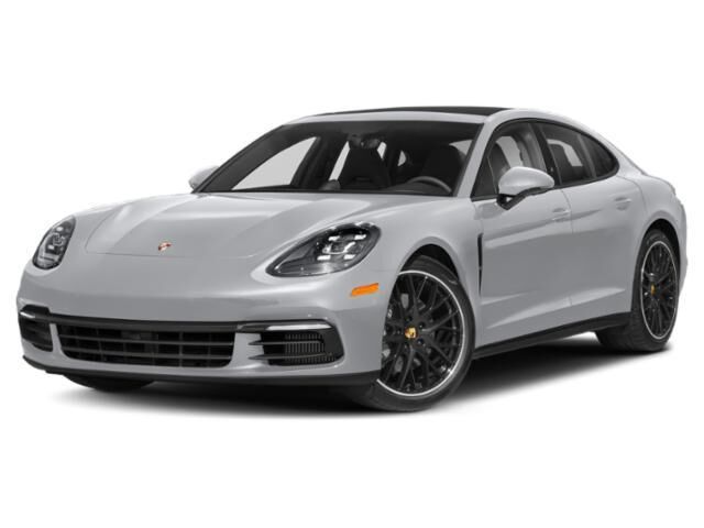 2018 PORSCHE Panamera