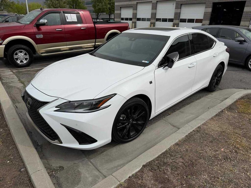 2023 LEXUS ES