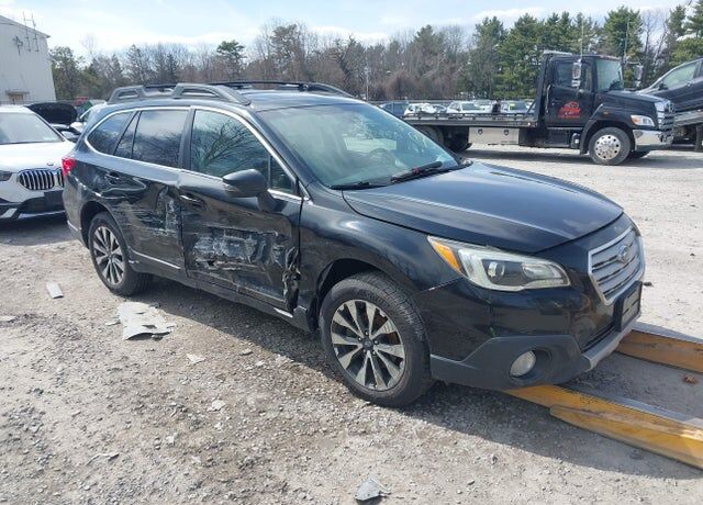 2016 SUBARU Outback