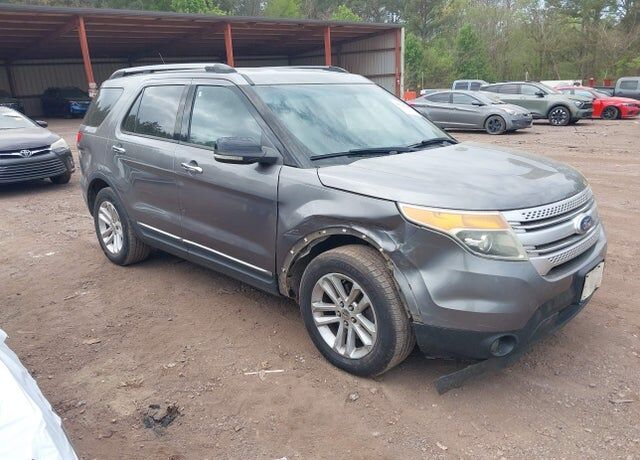 2011 FORD Explorer
