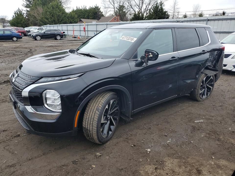 2022 MITSUBISHI Outlander