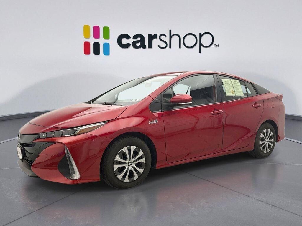2022 TOYOTA Prius